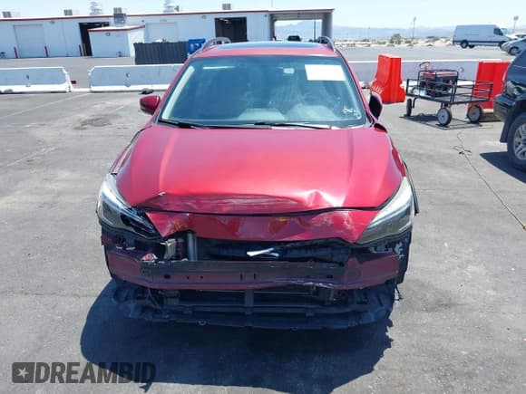 ✅ 2018 Subaru Crosstrek Limited • VIN: JF2GTAMC7JH217856 • Lot: 42497023. Listed on IAAI with 121,213 mi. Free auction sales archive from the USA and detailed vehicle history report at DreamBid. Image 12.