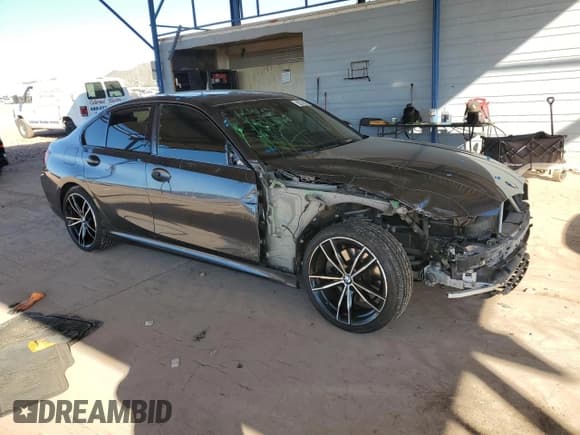 ✅ 2022 BMW 3 Series 330i xDrive • VIN: 3MW5R7J04N8C67560 • Lot: 92318975. Wystawiony na Copart z przebiegiem 42 387 mil. Bezpłatny archiwum sprzedaży aukcyjnych z USA i szczegółowy raport historii pojazdu na DreamBid. Zdjęcie 4.