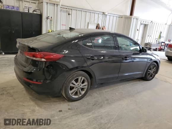 2018 Hyundai Elantra Value Edition z VIN KMHD84LFXJU620779, wystawiony jako Copart lot #71609825 z przebiegiem 87 205 mil mil oraz Czysty tytuł • Clean title. Historia ofert i sprzedaży dostępna na DreamBid. Obrazek 3.