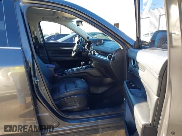 ✅ 2017 Mazda CX-5 Grand Touring • VIN: JM3KFBDL8H0163019 • Lot: 43535454. Listed on IAAI with 101,011 mi. Free auction sales archive from the USA and detailed vehicle history report at DreamBid. Image 5.