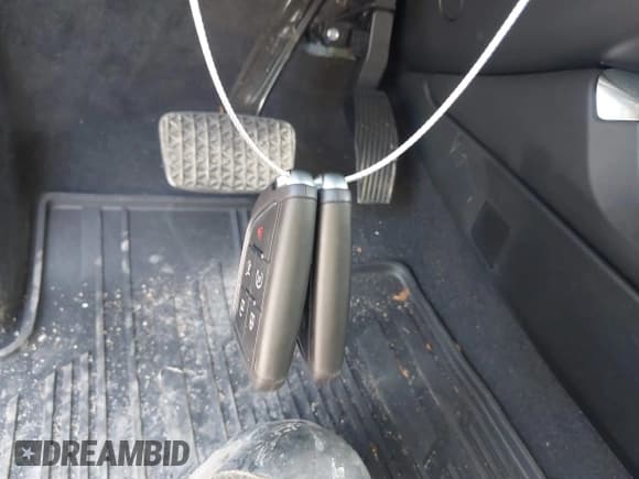 ✅ 2024 Cadillac LYRIQ Sport • VIN: 1GYKPTRL4RZ114833 • Лот: 42641061. Опубликован ранее на IAAI с пробегом 4 315 миль. Бесплатный доступ к архиву аукционных продаж из США и подробный отчёт об истории автомобиля на DreamBid. Изображение 11.