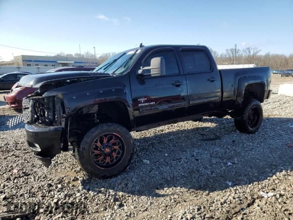 ✅ 2012 Chevrolet Silverado 2500HD LT • VIN: 1GC1KXC82CF214367 • Lot: 87129994. Wystawiony na Copart z przebiegiem 184 857 mil. Bezpłatny archiwum sprzedaży aukcyjnych z USA i szczegółowy raport historii pojazdu na DreamBid. Zdjęcie 1.