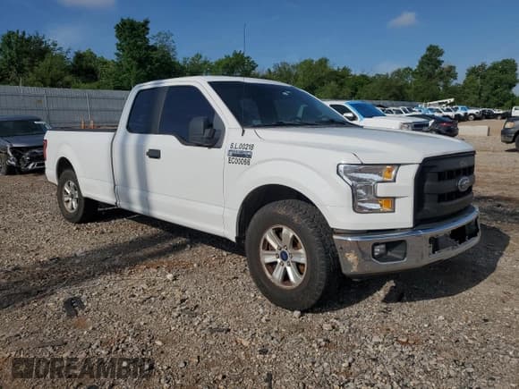 ✅ 2016 Ford F-150 XL • VIN: 1FTEX1CF7GKD82534 • Lot: 58706245. Listed on Copart with 131,837 mi. Free auction sales archive from the USA and detailed vehicle history report at DreamBid. Image 4.