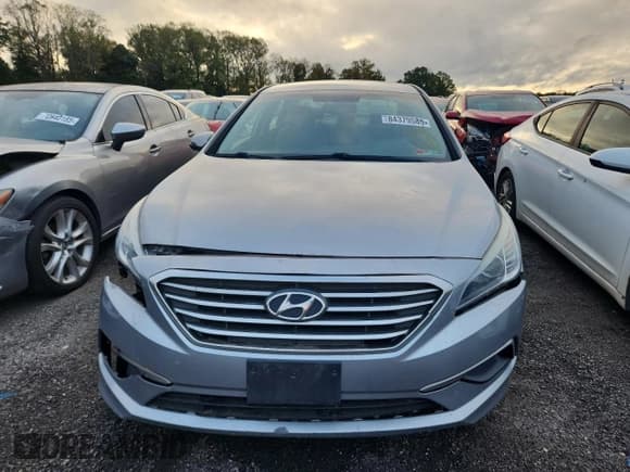 ✅ 2016 Hyundai Sonata 2.4L • VIN: 5NPE24AF2GH371281 • Лот: 84379585. Опубликован ранее на Copart с пробегом 236 051 миль. Бесплатный доступ к архиву аукционных продаж из США и подробный отчёт об истории автомобиля на DreamBid. Изображение 5.