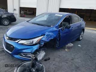 ✅ 2018 Chevrolet Cruze Premier • VIN: 1G1BF5SM0J7196463 • Лот: 72712102. Размещён на Copart с пробегом 113 469 миль миль. Получите бесплатный доступ к архиву аукционных продаж из США и посмотрите подробный отчёт об истории автомобиля на DreamBid. Изображение 1.