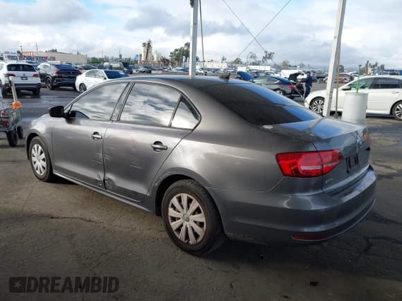 ✅ 2015 Volkswagen Jetta S • VIN: 3VW2K7AJ6FM424594 • Lot: 43720627. Wystawiony na IAAI z przebiegiem 145 834 mil. Bezpłatny archiwum sprzedaży aukcyjnych z USA i szczegółowy raport historii pojazdu na DreamBid. Zdjęcie 3.