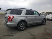 ✅ 2020 Ford Expedition XLT • VIN: 1FMJU1HT8LEA77215 • Лот: 81837795. Опубликован ранее на Copart с пробегом 97 945 миль. Бесплатный доступ к архиву аукционных продаж из США и подробный отчёт об истории автомобиля на DreamBid. Изображение 3.