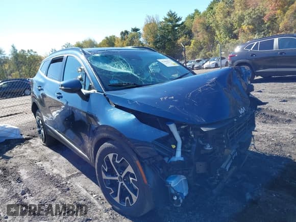 ✅ 2024 Kia Sportage EX • VIN: KNDPVCDG0R7173756 • Lot: 43404978. Listed on IAAI with Not provided. Free auction sales archive from the USA and detailed vehicle history report at DreamBid. Image 1.