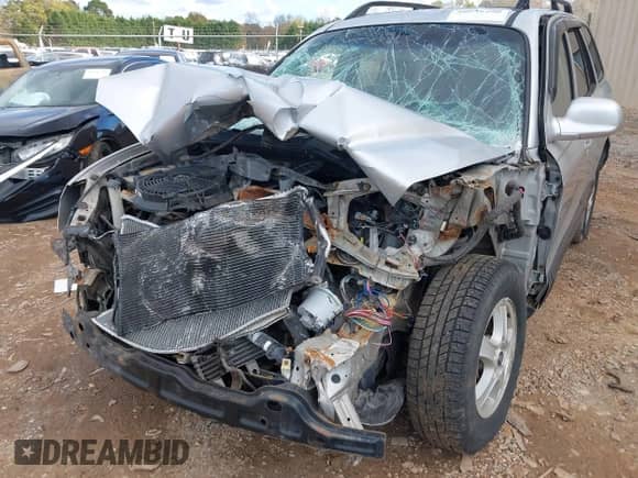 2004 Hyundai Santa Fe GLS с VIN KM8SC73D54U603804, выставлен на аукционе IAAI как лот 40842290 с пробегом Не указан миль и . История ставок и продаж доступна на DreamBid. Изображение 6.