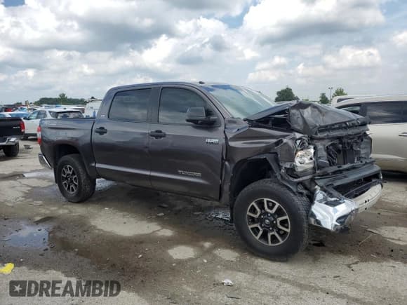 ✅ 2015 Toyota Tundra SR5 • VIN: 5TFDY5F12FX472451 • Лот: 64116495. Опубликован ранее на Copart с пробегом 209 740 миль. Бесплатный доступ к архиву аукционных продаж из США и подробный отчёт об истории автомобиля на DreamBid. Изображение 4.