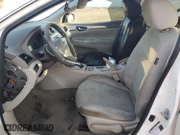 ✅ 2014 Nissan Sentra S • VIN: 3N1AB7AP2EL693606 • Lot: 71389415. Wystawiony na Copart z przebiegiem 235 486 mil. Bezpłatny archiwum sprzedaży aukcyjnych z USA i szczegółowy raport historii pojazdu na DreamBid. Zdjęcie 7.