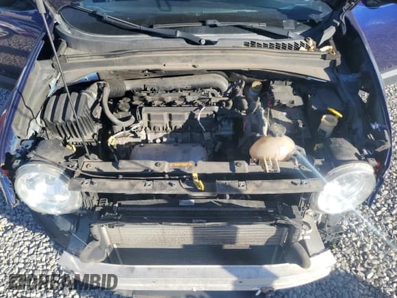 ✅ 2018 Jeep Renegade Sport • VIN: ZACCJBAB5JPG80768 • Lot: 93261935. Wystawiony na Copart z przebiegiem 101 741 mil. Bezpłatny archiwum sprzedaży aukcyjnych z USA i szczegółowy raport historii pojazdu na DreamBid. Zdjęcie 12.