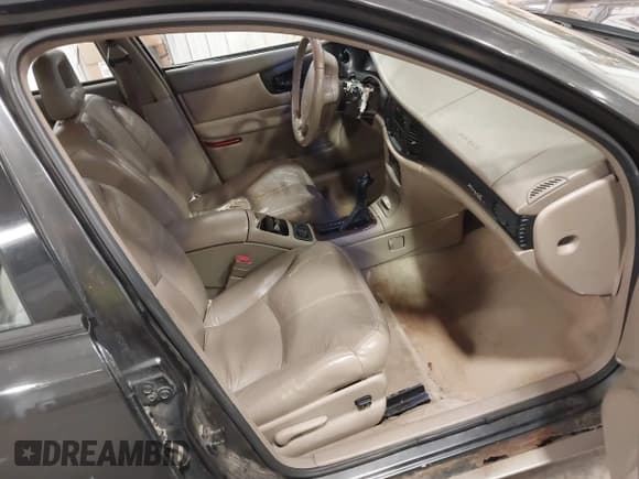 ✅ 2001 Buick Regal GS • VIN: 2G4WF551911130769 • Lot: 41996374. Wystawiony na IAAI z przebiegiem 137 783 mil. Bezpłatny archiwum sprzedaży aukcyjnych z USA i szczegółowy raport historii pojazdu na DreamBid. Zdjęcie 5.