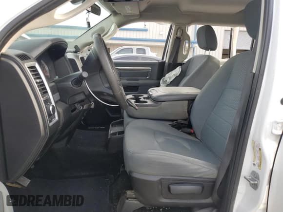 ✅ 2019 Ram 1500 SLT • VIN: 3C6RR7LT9KG622484 • Lot: 54846975. Wystawiony na Copart z przebiegiem 86 825 mil. Bezpłatny archiwum sprzedaży aukcyjnych z USA i szczegółowy raport historii pojazdu na DreamBid. Zdjęcie 7.