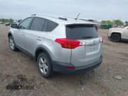 ✅ 2013 Toyota RAV4 XLE • VIN: 2T3RFREV9DW088966 • Lot: 42295186. Listed on IAAI with 90,979 mi. Free auction sales archive from the USA and detailed vehicle history report at DreamBid. Image 3.