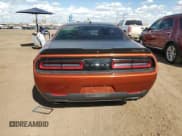 ✅ 2020 Dodge Challenger R/T Scat Pack • VIN: 2C3CDZFJ1LH240457 • Lot: 47928414. Wystawiony na Copart z przebiegiem 19 211 mil. Bezpłatny archiwum sprzedaży aukcyjnych z USA i szczegółowy raport historii pojazdu na DreamBid. Zdjęcie 6.