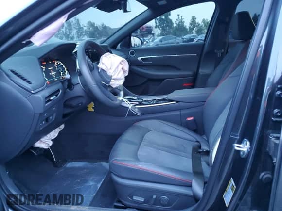 ✅ 2022 Hyundai Sonata SEL Plus • VIN: KMHL44J29NA243795 • Lot: 71797492. Wystawiony na Copart z przebiegiem 3 507 mil mil. Skorzystaj z bezpłatnego archiwum sprzedaży aukcyjnych z USA i zobacz szczegółowy raport historii pojazdu na DreamBid. Zdjęcie 7.