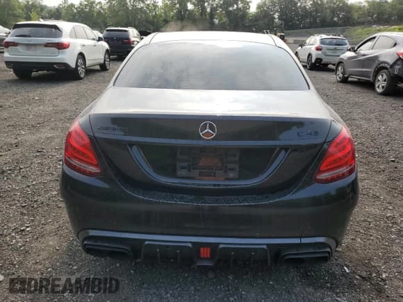 ✅ 2017 Mercedes-Benz C 43 AMG • VIN: 55SWF6EB5HU180805 • Лот: 67381405. Опубликован ранее на Copart с пробегом 110 889 миль. Бесплатный доступ к архиву аукционных продаж из США и подробный отчёт об истории автомобиля на DreamBid. Изображение 6.