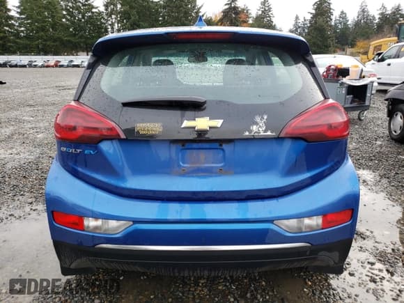 ✅ 2018 Chevrolet Bolt EV LT • VIN: 1G1FW6S05J4114376 • Lot: 79972784. Wystawiony na Copart z przebiegiem 106 145 mil. Bezpłatny archiwum sprzedaży aukcyjnych z USA i szczegółowy raport historii pojazdu na DreamBid. Zdjęcie 6.