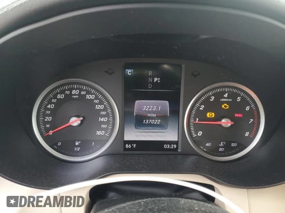 ✅ 2016 Mercedes-Benz GLC 300 • VIN: WDC0G4KB0GF030456 • Lot: 70712165. Wystawiony na Copart z przebiegiem 137 022 mil. Bezpłatny archiwum sprzedaży aukcyjnych z USA i szczegółowy raport historii pojazdu na DreamBid. Zdjęcie 9.