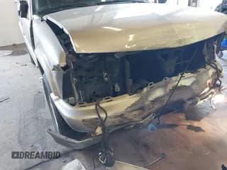 ✅ 2004 Chevrolet Blazer LS • VIN: 1GNDT13X44K102362 • Lot: 41944259. Wystawiony na IAAI z przebiegiem 119 296 mil. Bezpłatny archiwum sprzedaży aukcyjnych z USA i szczegółowy raport historii pojazdu na DreamBid. Zdjęcie 6.