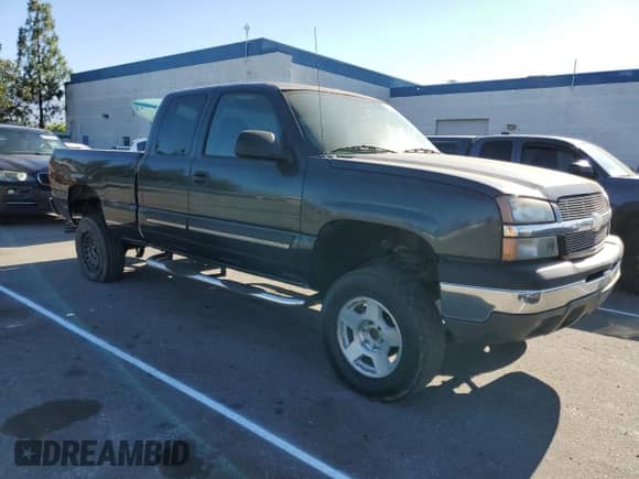✅ 2004 Chevrolet Silverado 1500 Work Truck • VIN: 1GCEC19X64Z242778 • Lot: 65235084. Wystawiony na Copart z przebiegiem 254 783 mil mil. Skorzystaj z bezpłatnego archiwum sprzedaży aukcyjnych z USA i zobacz szczegółowy raport historii pojazdu na DreamBid. Zdjęcie 4.