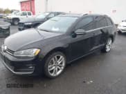 ✅ 2015 Volkswagen Golf SE • VIN: 3VWCA7AU7FM506058 • Lot: 43710299. Listed on IAAI with 155,786 mi. Free auction sales archive from the USA and detailed vehicle history report at DreamBid. Image 2.