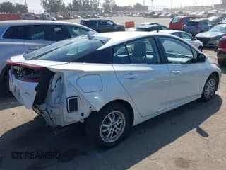 ✅ 2022 Toyota Prius LE • VIN: JTDKAMFP0N3228619 • Лот: 43339281. Опубликован ранее на IAAI с пробегом 73 095 миль. Бесплатный доступ к архиву аукционных продаж из США и подробный отчёт об истории автомобиля на DreamBid. Изображение 4.