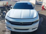 ✅ 2016 Dodge Charger SE • VIN: 2C3CDXBGXGH267421 • Lot: 43640720. Wystawiony na IAAI z przebiegiem 142 906 mil. Bezpłatny archiwum sprzedaży aukcyjnych z USA i szczegółowy raport historii pojazdu na DreamBid. Zdjęcie 12.