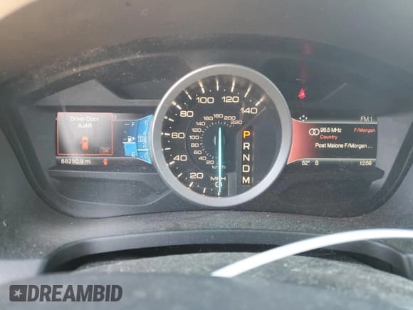 ✅ 2014 Ford Explorer XLT • VIN: 1FM5K7D80EGA40324 • Lot: 86786545. Listed on Copart with 88,250 mi. Free auction sales archive from the USA and detailed vehicle history report at DreamBid. Image 9.