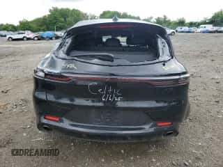 2024 Dodge Hornet R/T z VIN ZACPDFCW3R3A18304, wystawiony jako Copart lot #63466905 z przebiegiem 32 962 mil mil oraz Nie do naprawy • Non repairable. Historia ofert i sprzedaży dostępna na DreamBid. Obrazek 6.