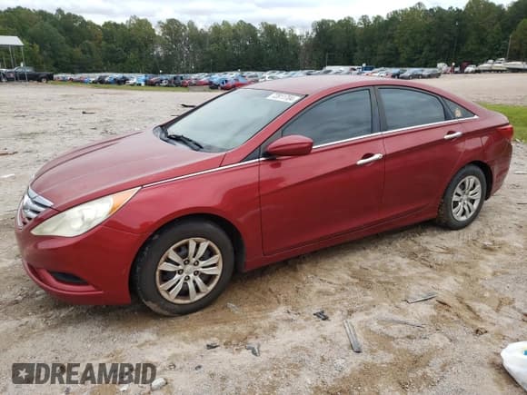 ✅ 2011 Hyundai Sonata GLS • VIN: 5NPEB4AC4BH220571 • Lot: 72811704. Listed on Copart with 220,700 mi. Free auction sales archive from the USA and detailed vehicle history report at DreamBid. Image 1.