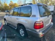 ✅ 1999 Toyota Land Cruiser • VIN: JT3HT05J8X0058492 • Lot: 90532195. Wystawiony na Copart z przebiegiem 262 760 mil. Bezpłatny archiwum sprzedaży aukcyjnych z USA i szczegółowy raport historii pojazdu na DreamBid. Zdjęcie 2.