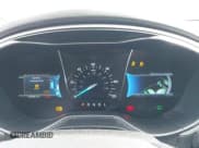 ✅ 2014 Ford Fusion S Hybrid • VIN: 3FA6P0UU2ER151437 • Лот: 41647940. Опубликован ранее на IAAI с пробегом 145 848 миль. Бесплатный доступ к архиву аукционных продаж из США и подробный отчёт об истории автомобиля на DreamBid. Изображение 7.