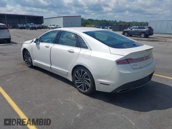 ✅ 2020 Lincoln MKZ Reserve • VIN: 3LN6L5F90LR612719 • Lot: 43021211. Wystawiony na IAAI z przebiegiem 42 048 mil. Bezpłatny archiwum sprzedaży aukcyjnych z USA i szczegółowy raport historii pojazdu na DreamBid. Zdjęcie 3.