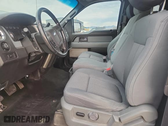 ✅ 2013 Ford F-150 XLT • VIN: 1FTFX1ET8DFC80574 • Лот: 90079095. Опубликован ранее на Copart с пробегом 147 319 миль. Бесплатный доступ к архиву аукционных продаж из США и подробный отчёт об истории автомобиля на DreamBid. Изображение 7.