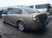 ✅ 2002 Nissan Altima SL • VIN: 1N4AL11DX2C208557 • Lot: 42522797. Listed on IAAI with 111,700 mi. Free auction sales archive from the USA and detailed vehicle history report at DreamBid. Image 3.