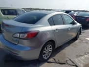 ✅ 2012 Mazda 3 i Touring • VIN: JM1BL1V78C1683205 • Lot: 43753504. Wystawiony na IAAI z przebiegiem 225 748 mil. Bezpłatny archiwum sprzedaży aukcyjnych z USA i szczegółowy raport historii pojazdu na DreamBid. Zdjęcie 4.