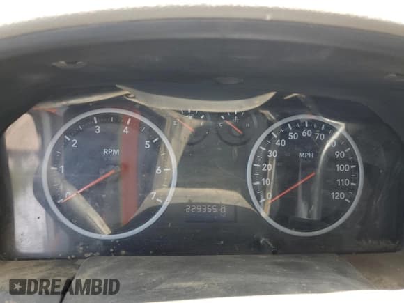 ✅ 2010 Dodge 1500 ST • VIN: 1D7RV1GT8AS110188 • Lot: 59577965. Wystawiony na Copart z przebiegiem 229 355 mil. Bezpłatny archiwum sprzedaży aukcyjnych z USA i szczegółowy raport historii pojazdu na DreamBid. Zdjęcie 9.