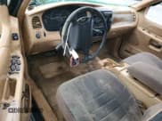 ✅ 1996 Ford Explorer XL • VIN: 1FMDU32X9TZA60520 • Lot: 87482655. Listed on Copart with 226,034 mi. Free auction sales archive from the USA and detailed vehicle history report at DreamBid. Image 8.