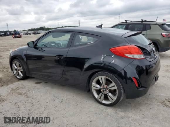 ✅ 2013 Hyundai Veloster w/Gray Int • VIN: KMHTC6AD9DU162356 • Лот: 71284144. Размещён на Copart с пробегом 118 439 миль миль. Получите бесплатный доступ к архиву аукционных продаж из США и посмотрите подробный отчёт об истории автомобиля на DreamBid. Изображение 2.