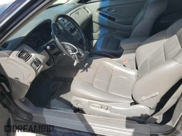 ✅ 1999 Honda Accord EX • VIN: 1HGCG2259XA007189 • Лот: 62069875. Опубликован ранее на Copart с пробегом 195 004 миль. Бесплатный доступ к архиву аукционных продаж из США и подробный отчёт об истории автомобиля на DreamBid. Изображение 7.