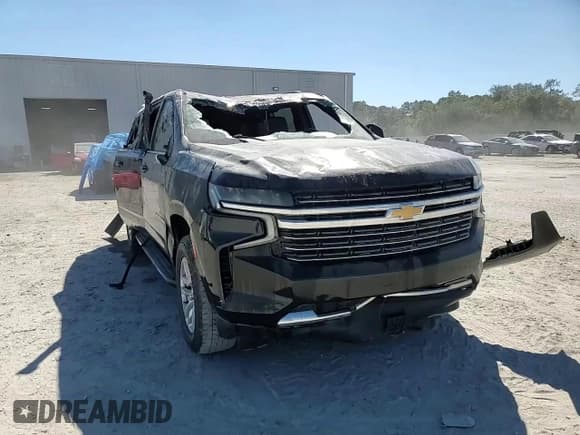 ✅ 2021 Chevrolet Suburban LT • VIN: 1GNSCCKD6MR262776 • Lot: 76520934. Wystawiony na Copart z przebiegiem Nie podano. Bezpłatny archiwum sprzedaży aukcyjnych z USA i szczegółowy raport historii pojazdu na DreamBid. Zdjęcie 14.
