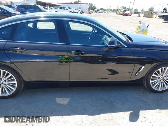 ✅ 2016 BMW 4 Series 428i • VIN: WBA4A9C58GGL88619 • Лот: 42918340. Опубликован ранее на IAAI с пробегом 216 544 миль. Бесплатный доступ к архиву аукционных продаж из США и подробный отчёт об истории автомобиля на DreamBid. Изображение 13.