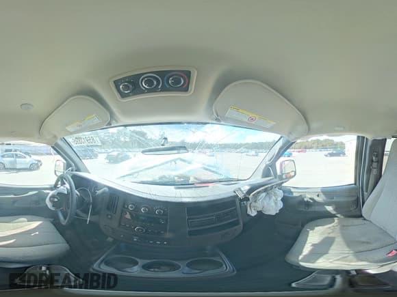 ✅ 2012 Chevrolet Express Passenger 1LT • VIN: 1GAZG1FG0C1130770 • Lot: 85913895. Wystawiony na Copart z przebiegiem 47 951 mil. Bezpłatny archiwum sprzedaży aukcyjnych z USA i szczegółowy raport historii pojazdu na DreamBid. Zdjęcie 15.