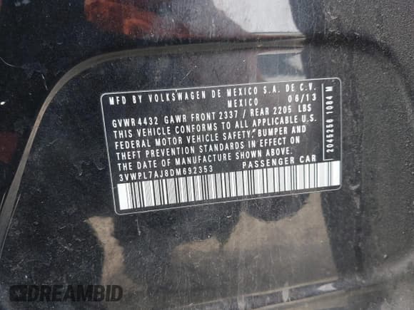 ✅ 2013 Volkswagen Jetta TDI w/Sunroof & Nav • VIN: 3VWPL7AJ8DM692353 • Lot: 43649587. Wystawiony na IAAI z przebiegiem 121 184 mil. Bezpłatny archiwum sprzedaży aukcyjnych z USA i szczegółowy raport historii pojazdu na DreamBid. Zdjęcie 9.