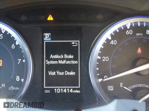 ✅ 2017 Toyota Highlander XLE • VIN: 5TDJZRFH6HS512852 • Лот: 43225403. Опубликован ранее на IAAI с пробегом 101 414 миль. Бесплатный доступ к архиву аукционных продаж из США и подробный отчёт об истории автомобиля на DreamBid. Изображение 15.