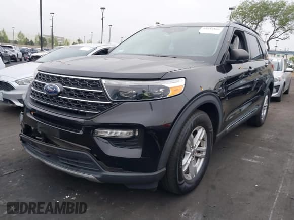 ✅ 2020 Ford Explorer XLT • VIN: 1FMSK7DH9LGC81721 • Lot: 42152800. Wystawiony na IAAI z przebiegiem 58 408 mil. Bezpłatny archiwum sprzedaży aukcyjnych z USA i szczegółowy raport historii pojazdu na DreamBid. Zdjęcie 17.