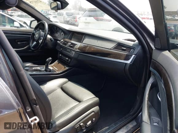 ✅ 2014 BMW 5 Series 550i • VIN: WBAKN9C57ED681969 • Lot: 42161728. Listed on IAAI with 88,077 mi. Free auction sales archive from the USA and detailed vehicle history report at DreamBid. Image 5.