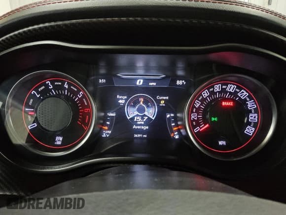 ✅ 2023 Dodge Challenger R/T Scat Pack • VIN: 2C3CDZFJ0PH611002 • Lot: 80520135. Wystawiony na Copart z przebiegiem 36 391 mil. Bezpłatny archiwum sprzedaży aukcyjnych z USA i szczegółowy raport historii pojazdu na DreamBid. Zdjęcie 9.